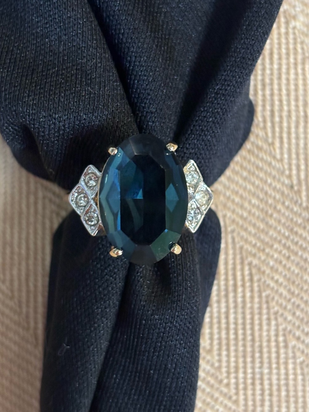 Elegant Dark Teal Oval Rhinestone Statement Ring